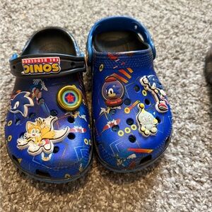 Kids sonic the hedgehog croc